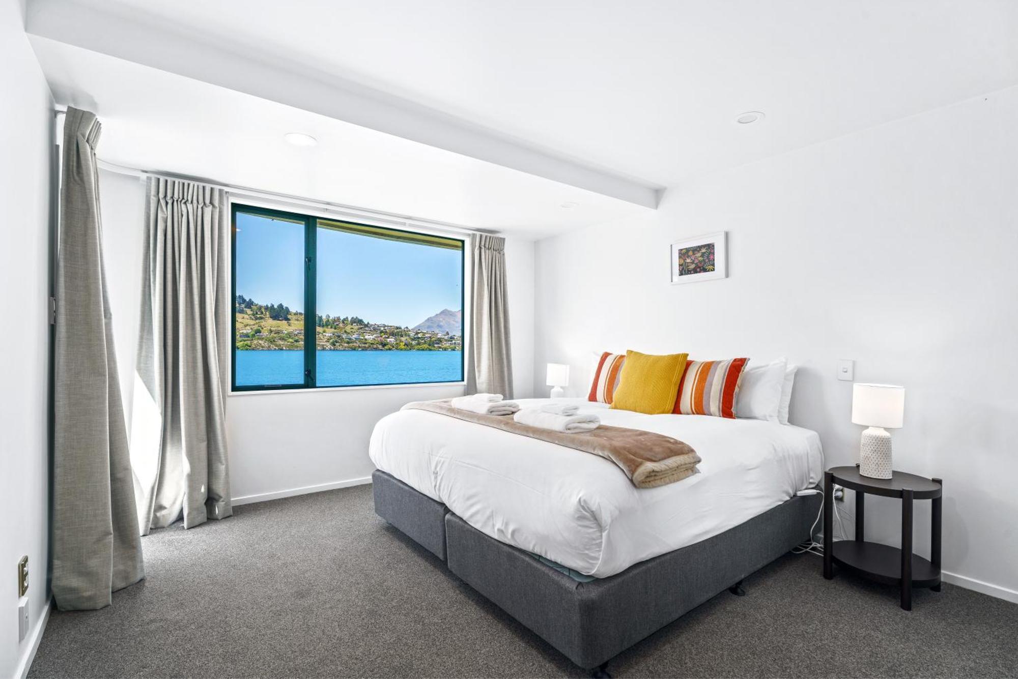 Lakefront Living At Remarkables Retreat - Eight Queenstown Kültér fotó