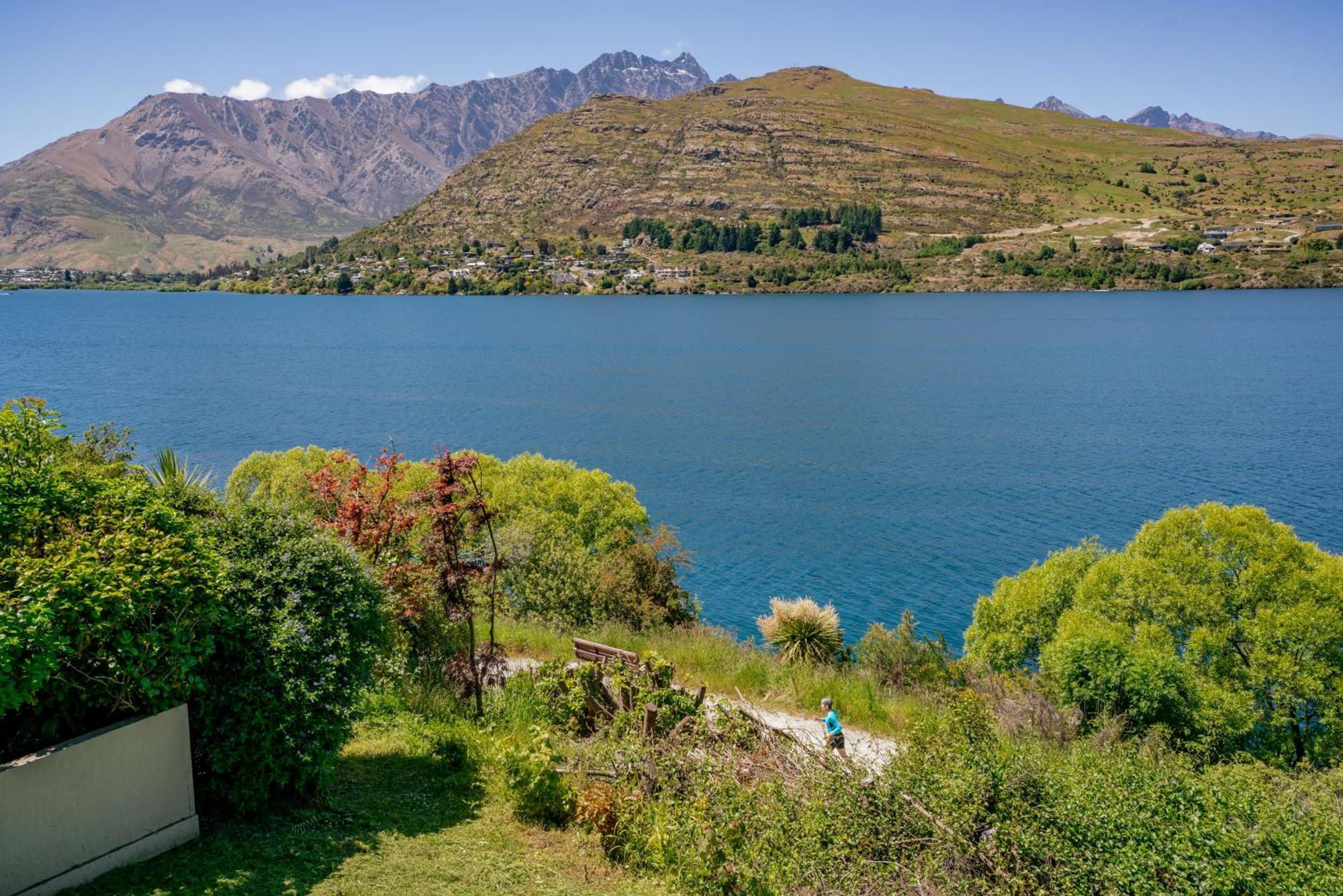 Lakefront Living At Remarkables Retreat - Eight Queenstown Kültér fotó